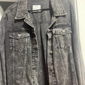 DISTRESSED BLACK BOYFRIEND FIT JEAN JACKET